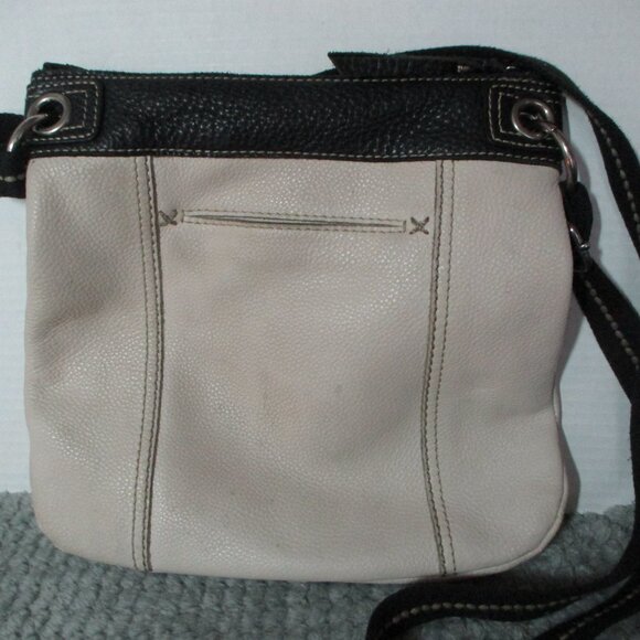The Sak Light Tan or Cream and Brown Crossbody Leather Purse with Pockets - Picture 4 of 11